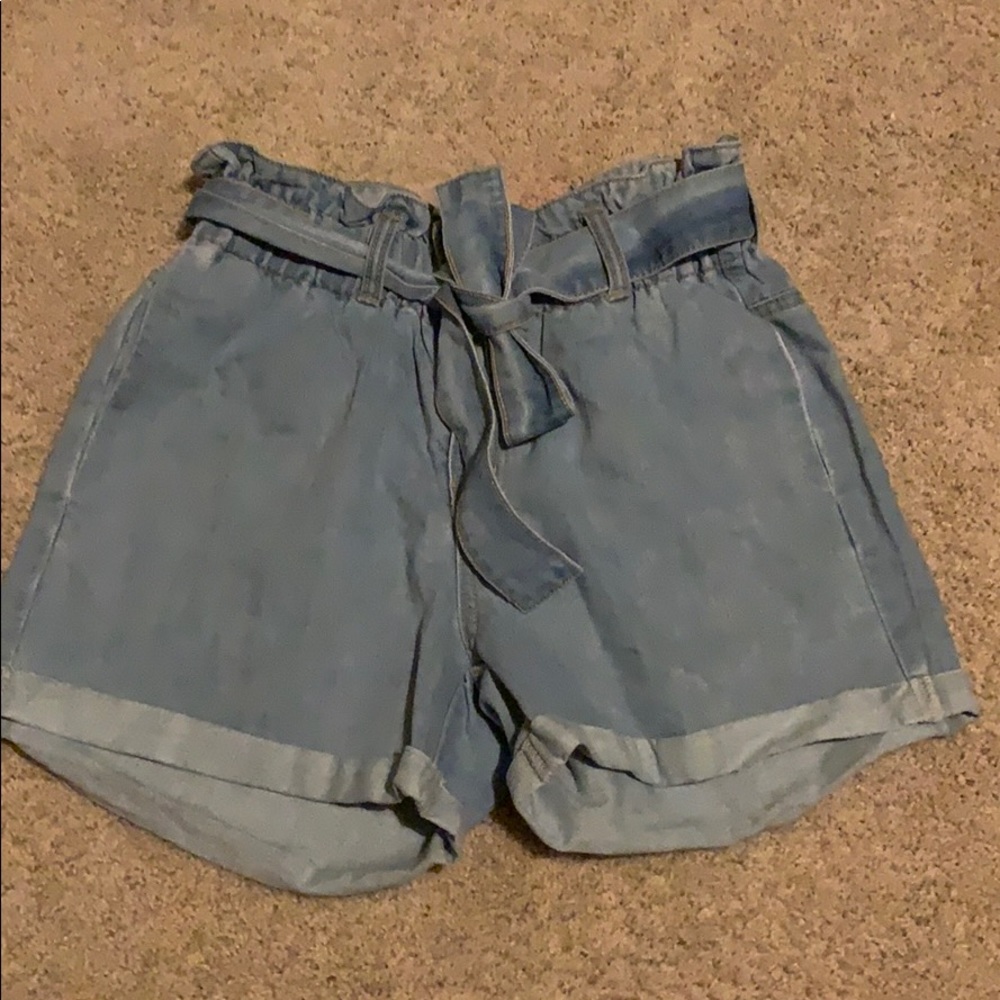 Cute paper bag Jean shorts